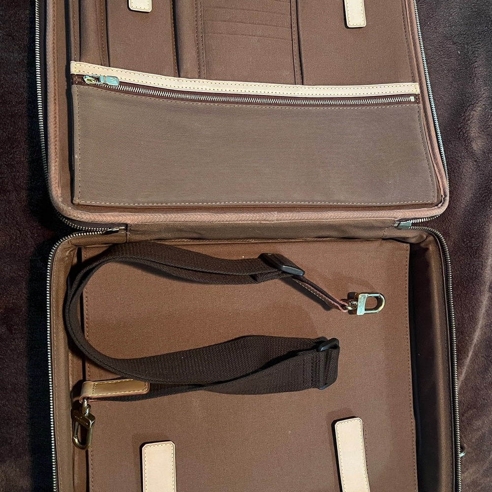 Louis Vuitton Tan and Brown Monogram Briefcase - Picture 6 of 7